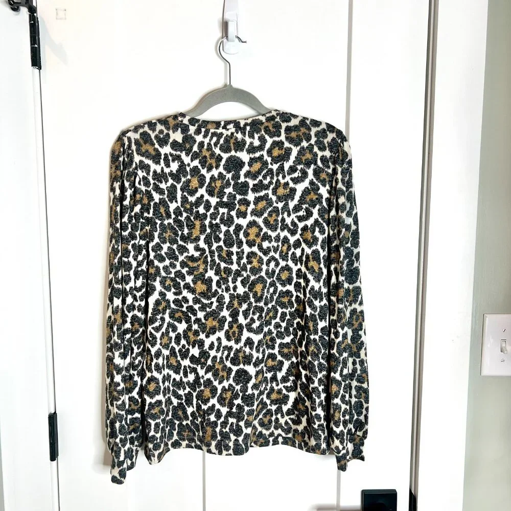 J. Crew Supercozy Puff Sleeve Pullover in Leopard Print Lyocell Size Medium NWT - Picture 6 of 6
